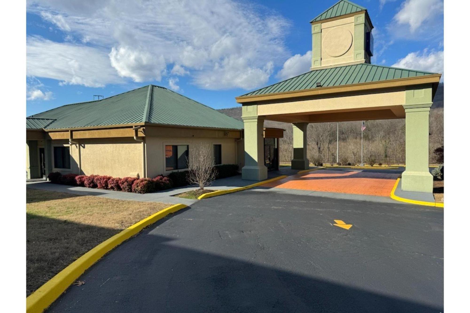 Quality Inn Harriman Exterior photo