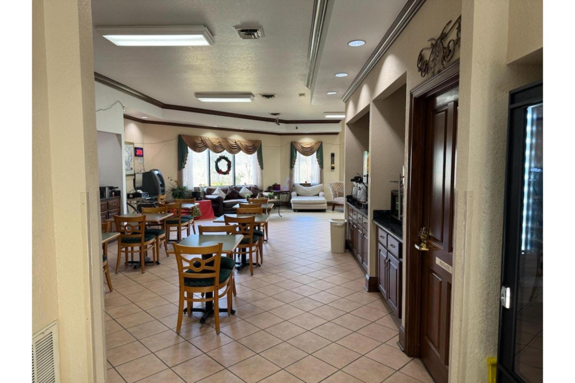 Quality Inn Harriman Exterior photo